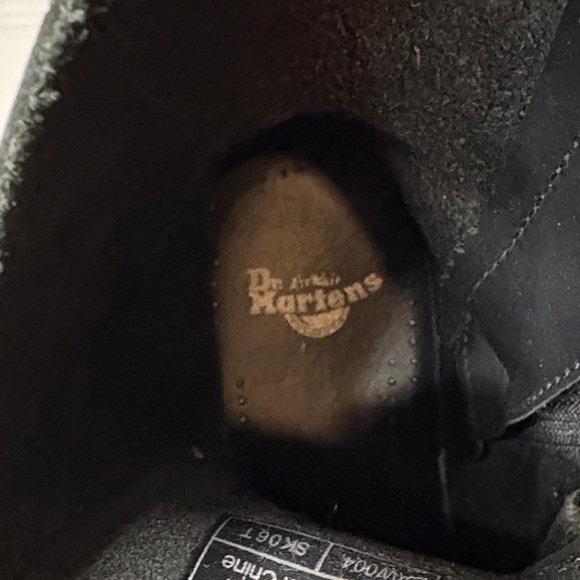 Dr. Martens Shiny Black Platform Combat Boots Sz 6 - Picture 12 of 13